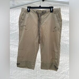 Columbia Tan and Brown Capris